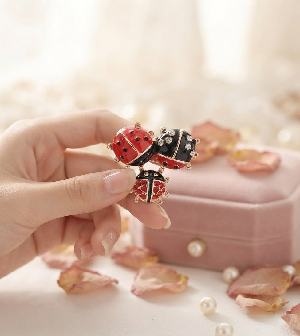 LADY BUG Circle Red Black SPOTTED Rhinestone Enamel Brooch
