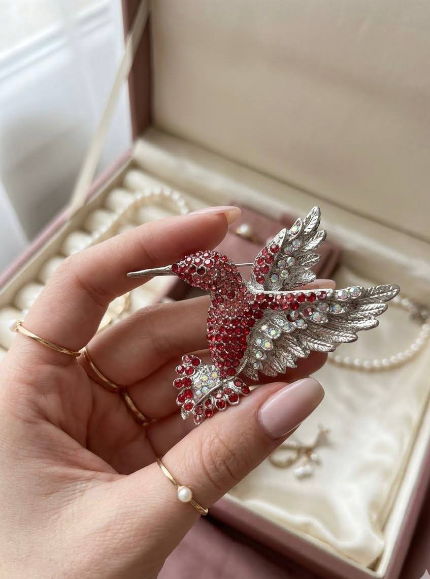 Hummingbird  Brooch Pin
